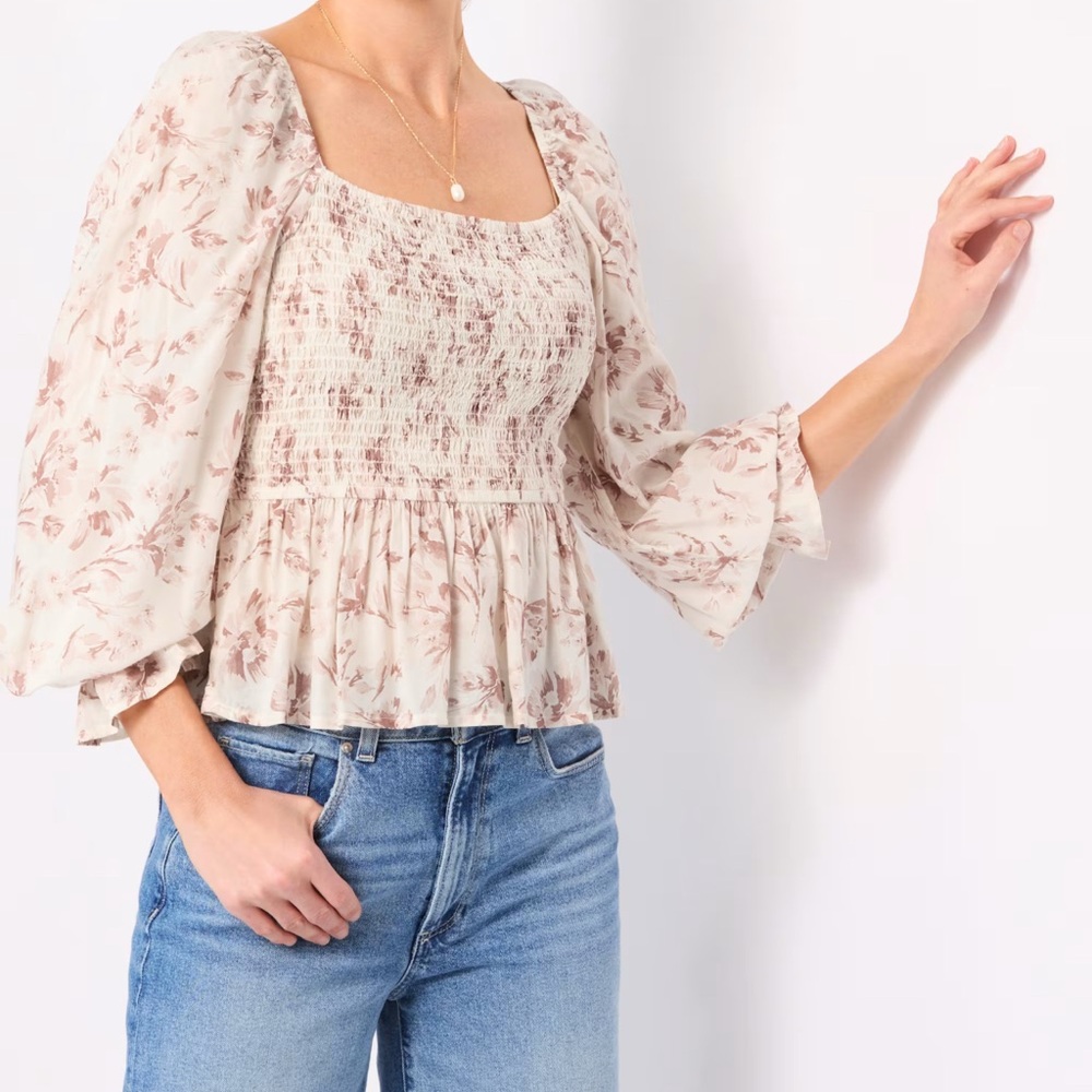 Mellie Long Sleeve Sleeve Smocked Top